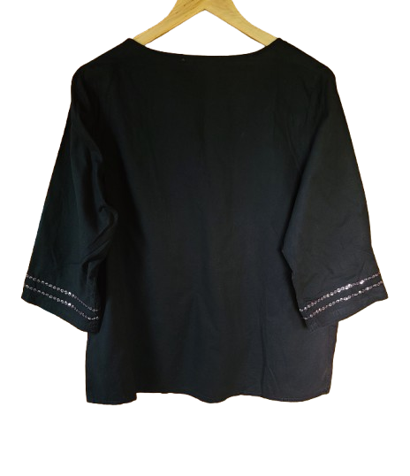 Blouse légère avec sequins et perles Made in Italy