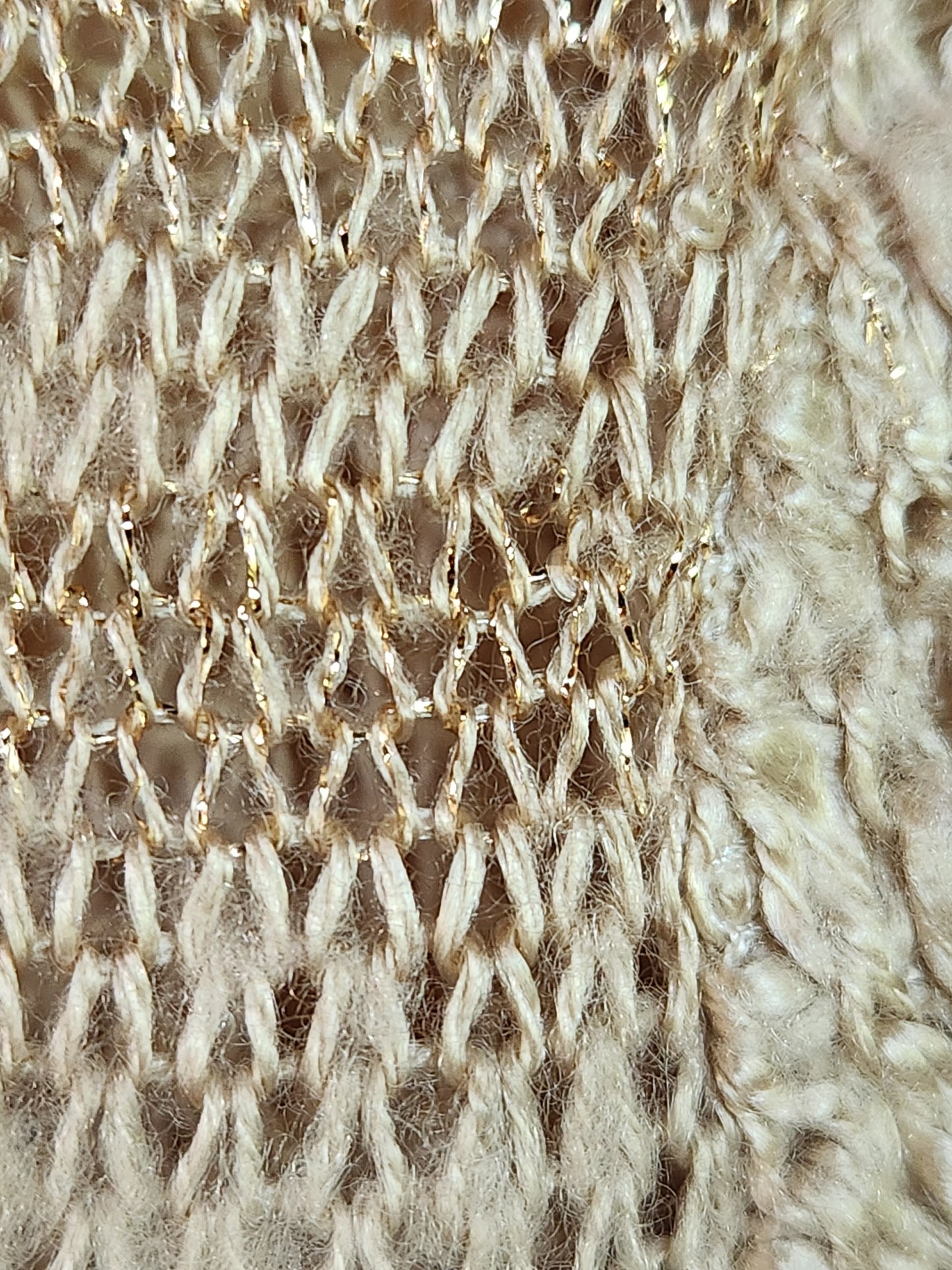 Pull fin avec bijoux déco Molly Bracken