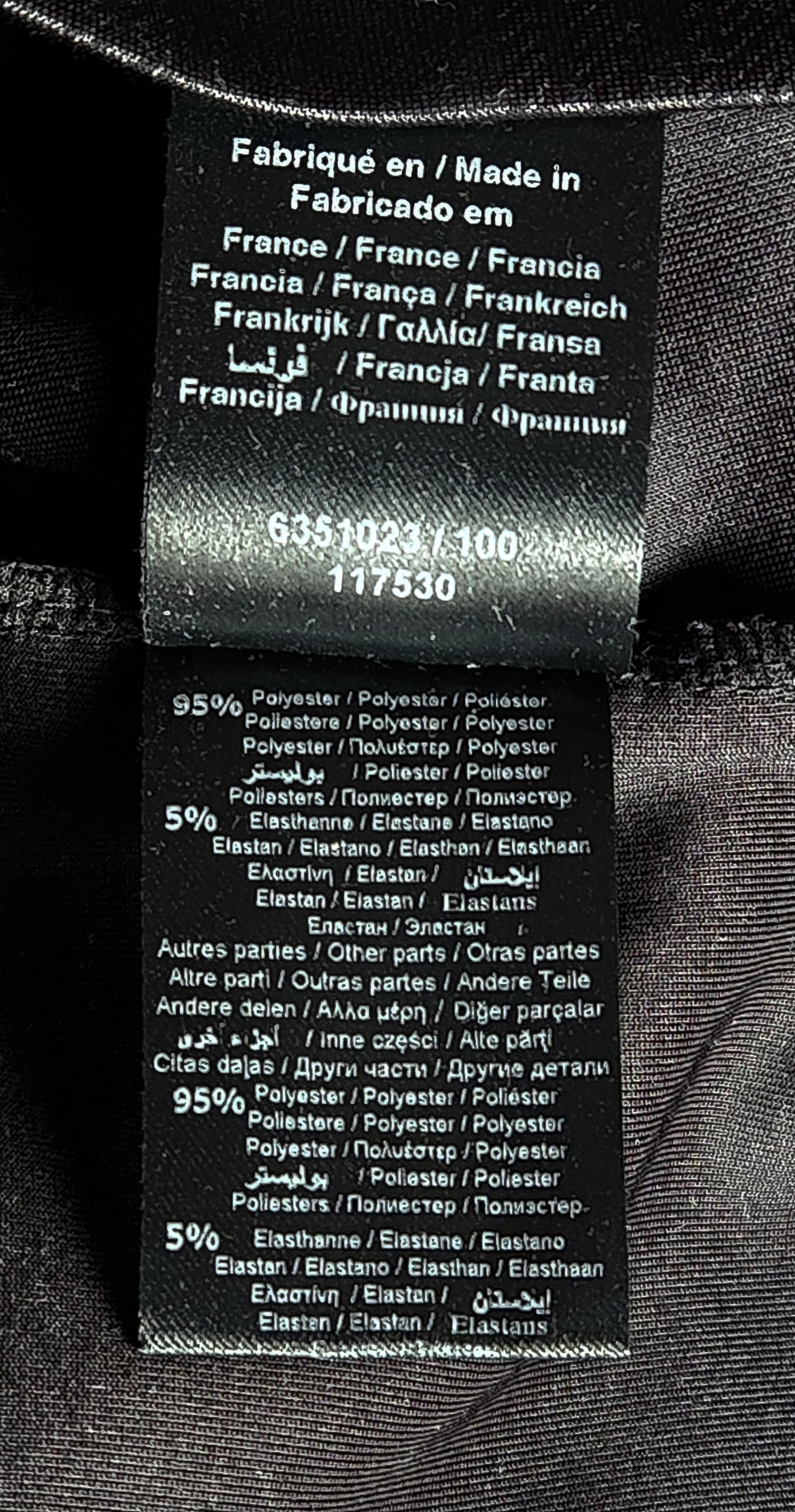 Robe noire BREAL