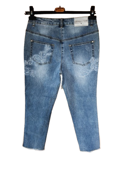 Jean avec strass et broderies Punt Roma