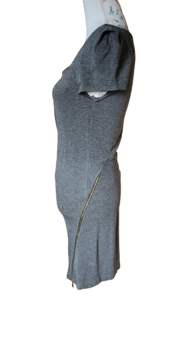 Robe moulante froncée MAJE