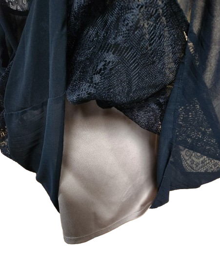 Robe en dentelle Manoukian