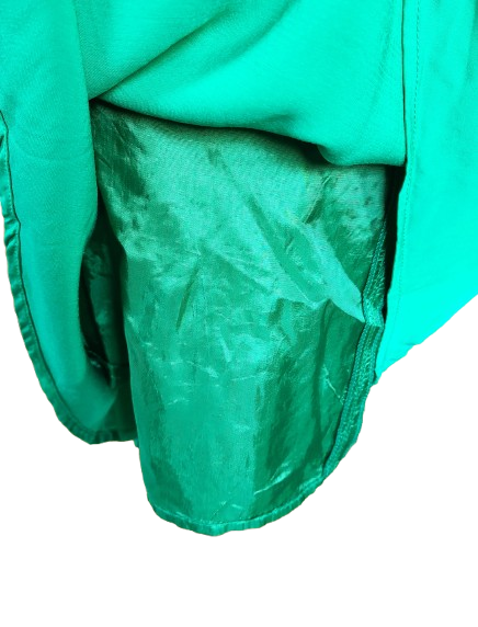 Jolie robe satinée CAROLL