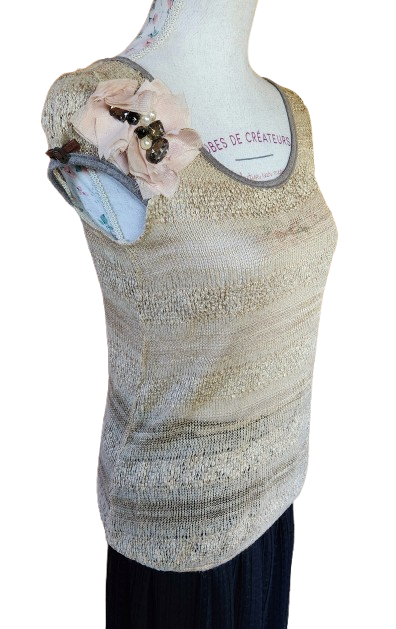 Pull fin avec bijoux déco Molly Bracken