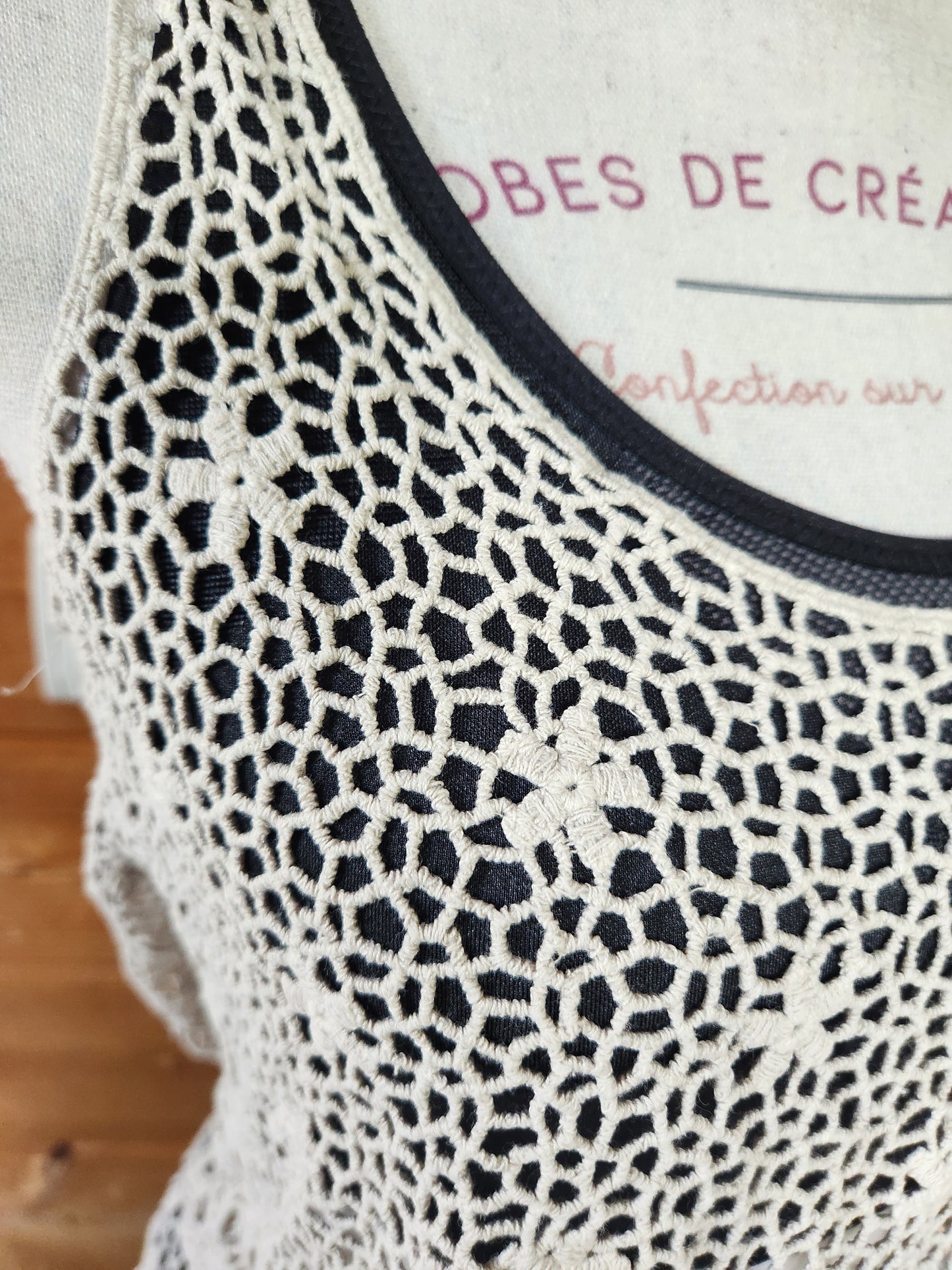 Débardeur en dentelle Made in Italy