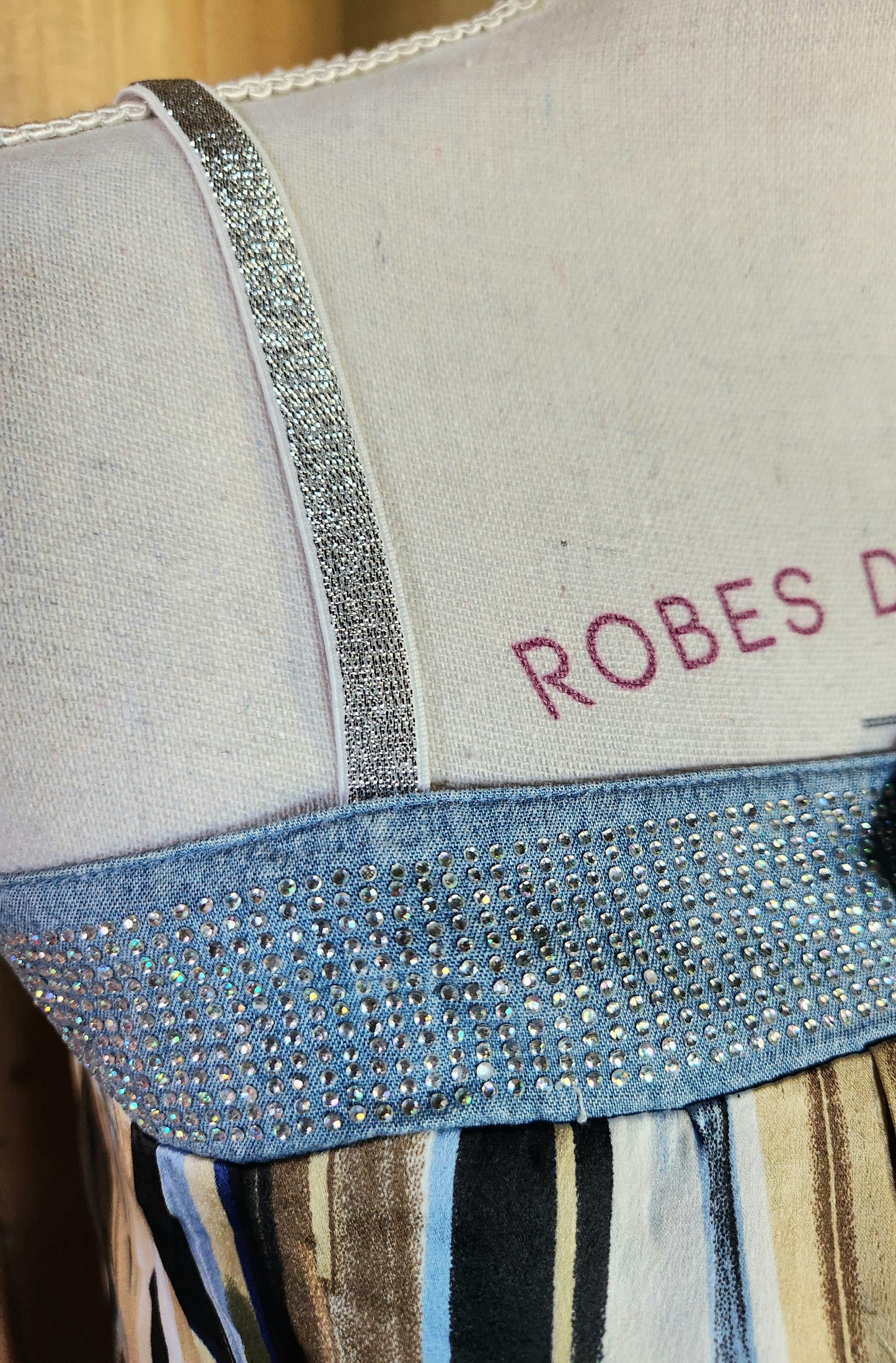 Top débardeur avec strass Lexxury