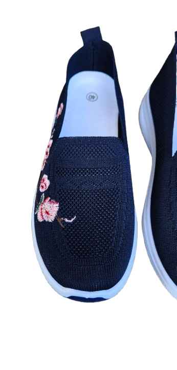 Baskets confort en tissu avec broderie Amazon