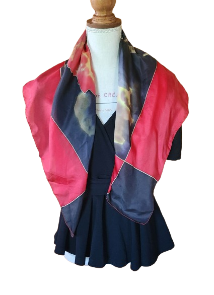 Foulard satiné fleur et papillon
