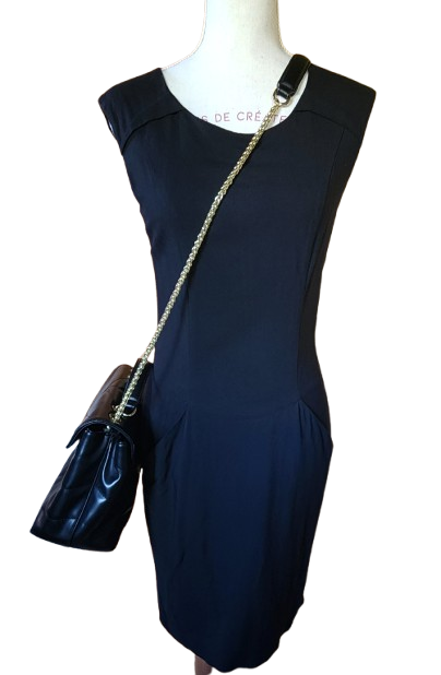 Magnifique sac à main avec chaîne dorée GUESS