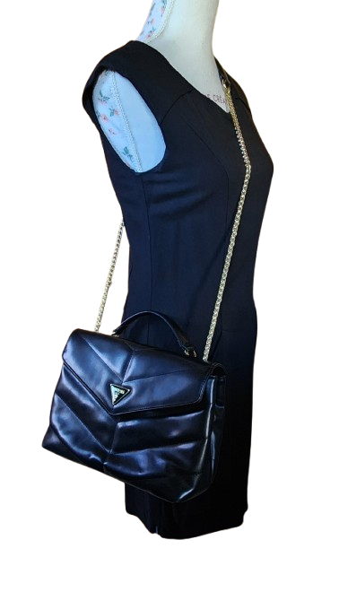 Magnifique sac à main avec chaîne dorée GUESS