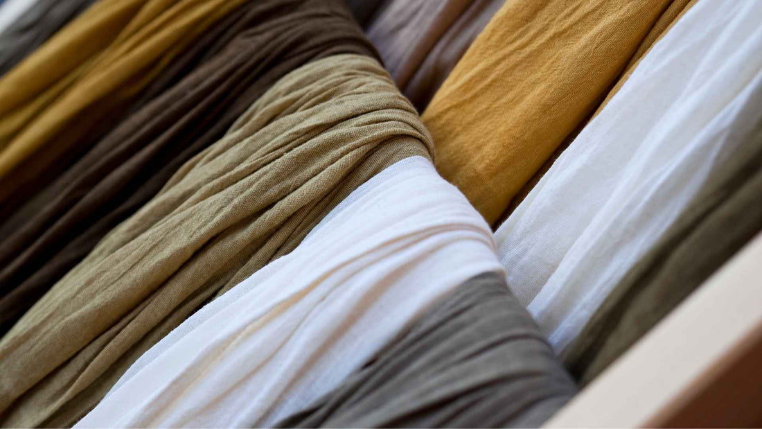 Entretenir foulards & écharpes: des accessoires durables
