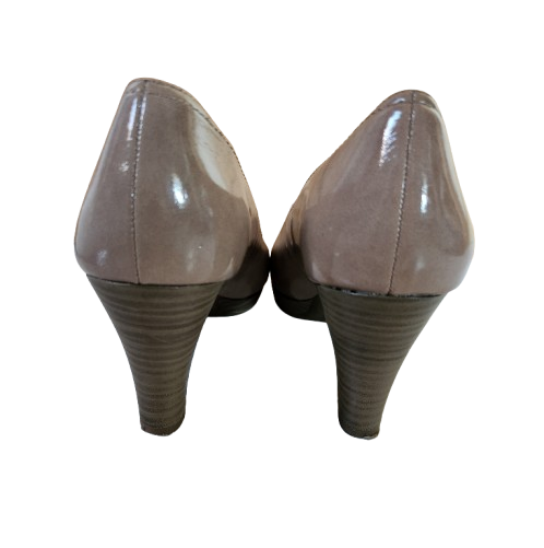 Escarpins à talons en cuir vernis Tamaris