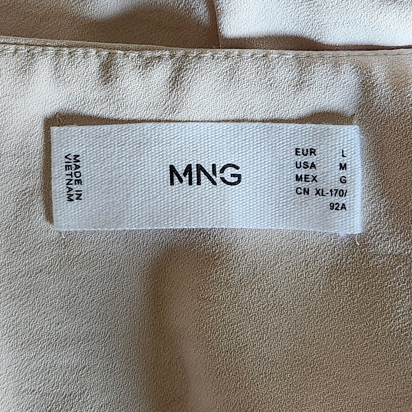 Belle veste asymétrique fluide Mango
