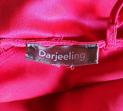 Nuisette satinée avec dentelle Darjeeling