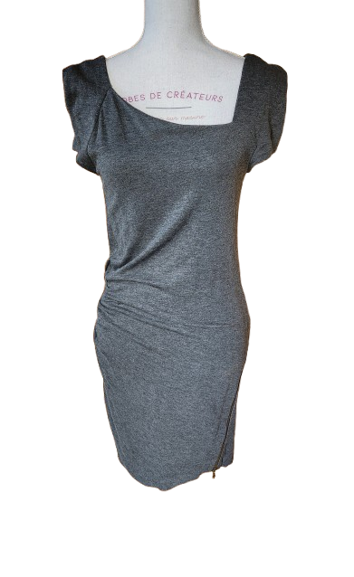 Robe moulante froncée MAJE