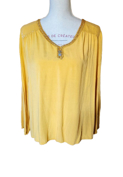 Blouse fluide avec col brodé