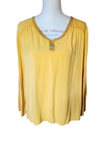 Blouse fluide avec col brodé