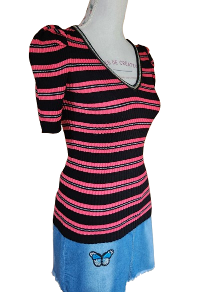 Tee-shirt en maille cotelé avec col strass MORGAN