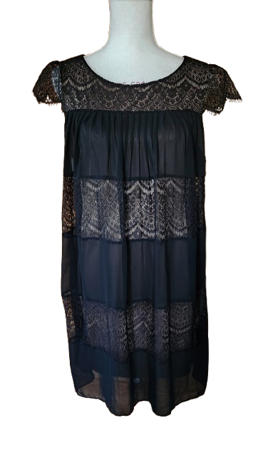 Robe en dentelle Manoukian