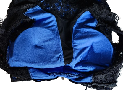 Robe moulante en dentelle noire Made in Italy