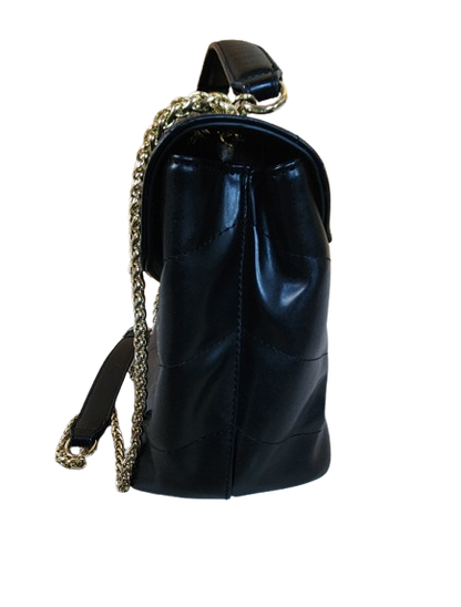 Magnifique sac à main avec chaîne dorée GUESS
